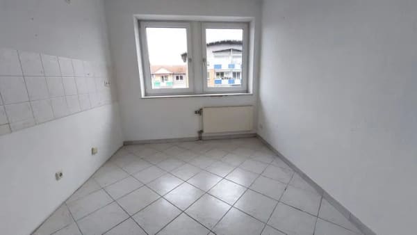 Immobilie in Binz - ATTRAKTIVER FESTPREIS!!! (Fast) am Strand wohnen! 3 Zi. Wohnung mit sonnigem Südbalkon im Ostseebad - Bild 3