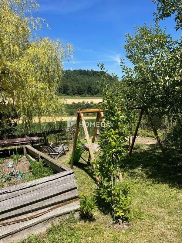 Immobilie in Lonsee - Einziehen und Wohlfühlen - Ansprechendes Einfamilienhaus mit Schrebergarten, Garage und Solaranlage - Bild 4