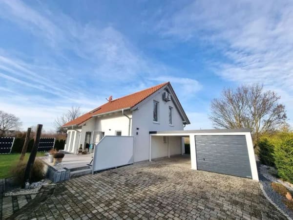 Immobilie in Ohmden - Hochwertiges, energieeffizientes Einfamilienhaus - Ortsrandlage mit Blick ins Grüne - Bild 3