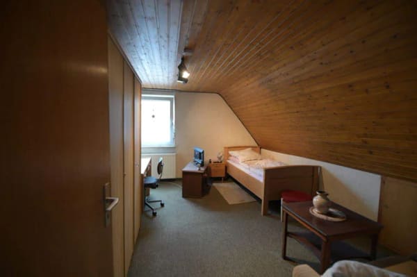 Immobilie in Mücke - Charmantes Bauernhaus mit Scheune und großen Ausbaupotenzial-Ihr Traum vom Landleben - Bild 3