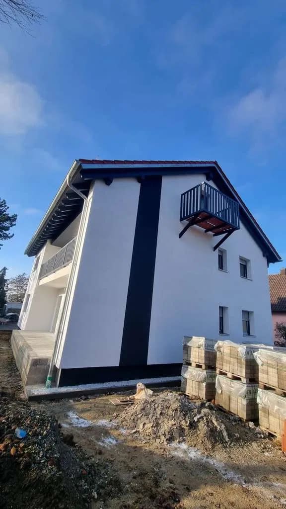 Immobilie in Aufhausen - Neubau Niveau - neu renoviertes Mehrgenerationenhaus für die ganze Familie - Bild 0