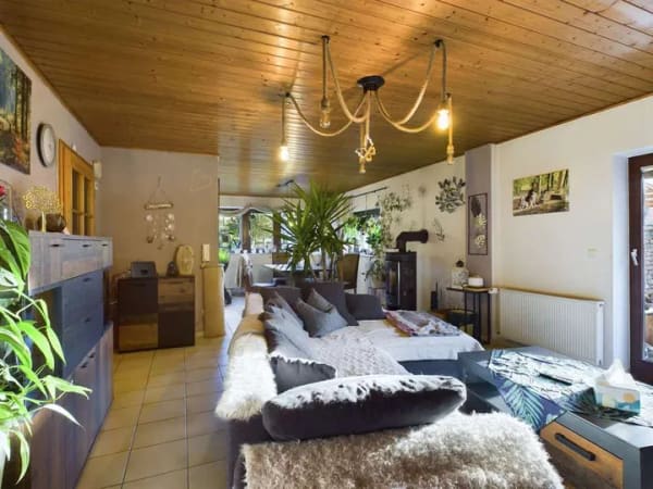 Immobilie in Ranstadt - Naturnahes Einfamilienhaus in idyllischer, grüner Lage mit Garten in Ranstadt-Bellmuth - Bild 1