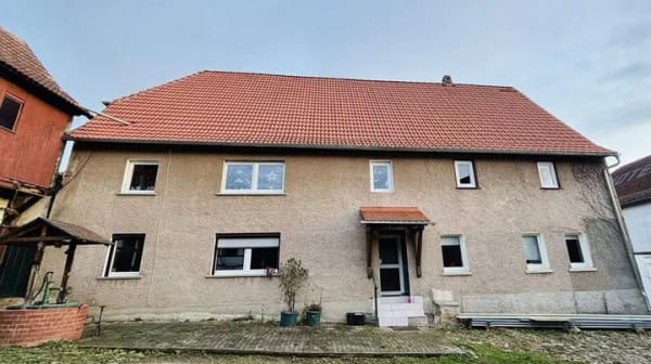 Immobilie in Amt Wachsenburg - Teilsanierter Vierseitenhof in TOP-Lage nähe Arnstadt mit großem Grundstück - Bild 0