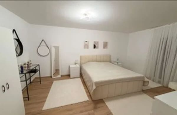 Immobilie in Gäufelden - Großzügige, helle 3,5-Zi.-Wohnung mit großem Balkon und Einbauküche - Bild 1