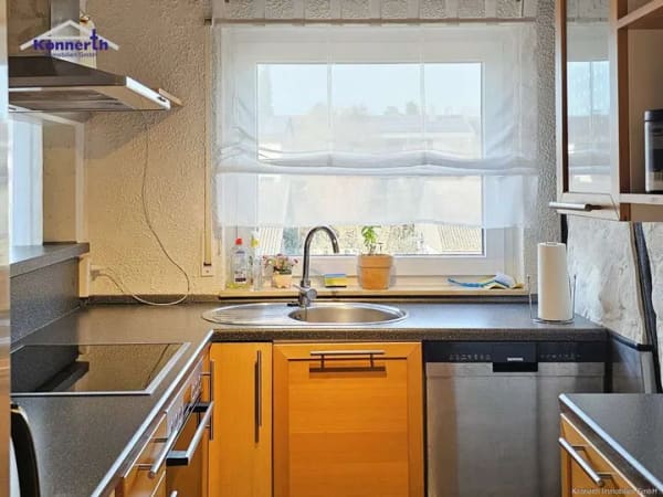 Immobilie in Mössingen - DG-Traum in Belsen: 4,5 Zimmer, Kamin, Wallbox & sonnige Loggia - Bild 4