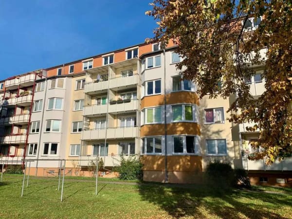 Immobilie in Neubrandenburg - Wohnen in Seenähe - 2-Zimmer-Eigentumswohnung (Bieterverfahren) - Bild 0