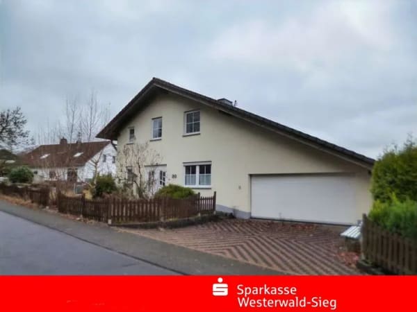 Immobilie in Hardt - Schönes Einfamilienhaus mit mögl. separater Einliegerwohnung  - Bild 0