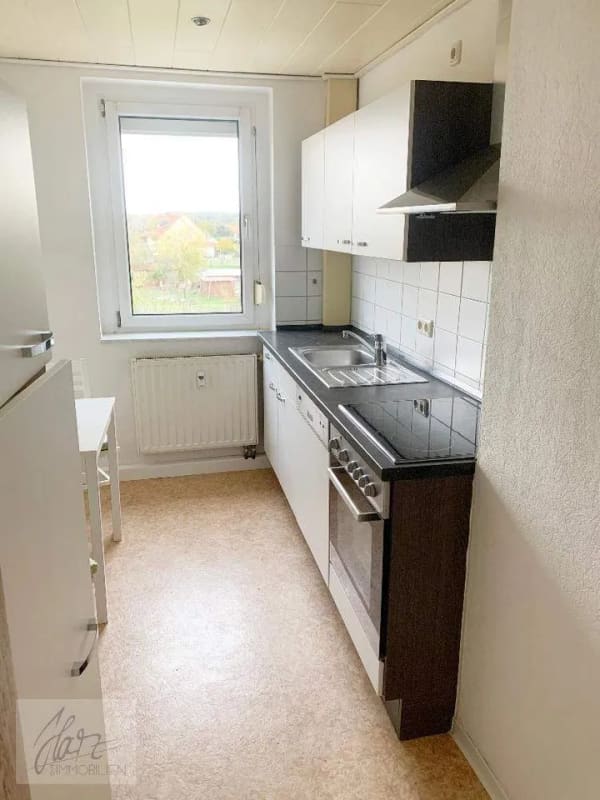 Immobilie in Wülknitz - ***AB SOFORT ZU VERKAUFEN*** 1-Raumwohnung mit großzügigem Balkon, Einbauküche und Tageslichtbad mit Dusche - Bild 4