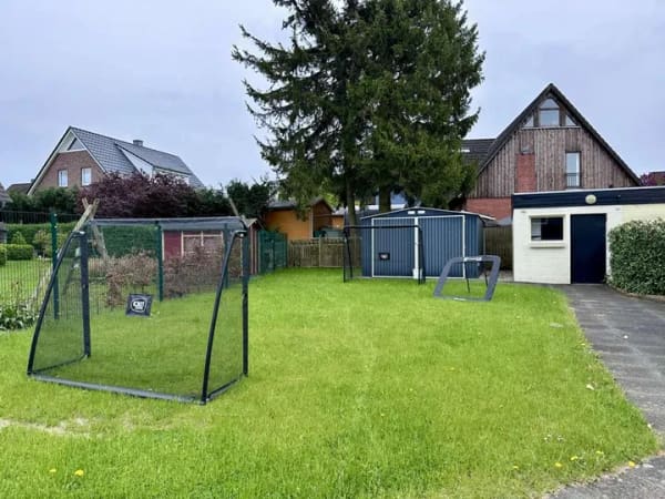 Immobilie in Ahrensbök - Modernisiert, viel Wohnfläche und großes Grundstück - Bild 4
