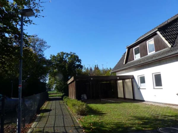 Immobilie in Lilienthal - Gut vermietetes 4 Parteienhaus mit 5,8 % Rendite - Bild 0