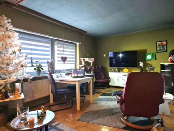Immobilie in Kronau - Einfamilienhaus mit Gewerbeeinheit - Bild 3