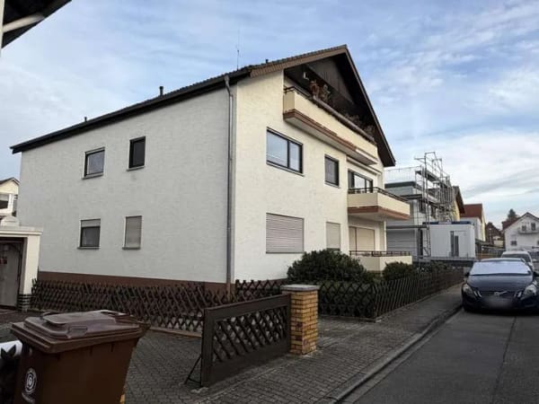 Immobilie in Sandhausen - Ruhig gelegen, gut geschnitten – Vermietete 2-Zimmer-Wohnung mit Balkon - Bild 0