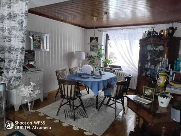 Immobilie in Hoyerswerda - Wojerecy - Geräumiges Familienhaus mit Terrasse und Balkon in Hoyerswerda - Bild 3