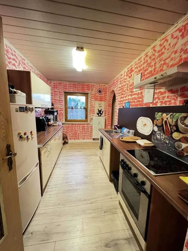 Immobilie in Sulzbach-Rosenberg - 82 m² plus Hobbyraum im Spitzboden - helle 3-Zimmer-Wohnung in Rosenberg mit Balkon und Garage - Bild 3