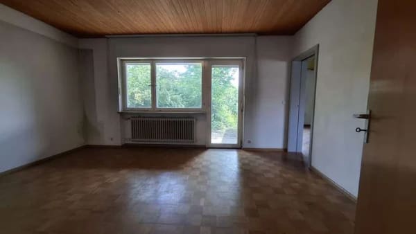 Immobilie in Wehr - In Top-Lage in Wehr: Großes Einfamilienhaus mit Einliegerwohnung (separater Eingang) - VON PRIVAT  - Bild 3