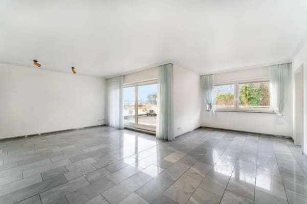 Immobilie in Rielasingen-Worblingen - Großzügige 3-Zimmer Wohnung mit Panorama-Terrasse - Bild 0