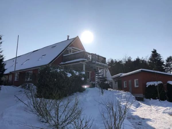 Immobilie in Lüdersdorf - ***Doppelhaus Hälfte mit exklusiver Einliegerwohnung+Gartenhäuser-absolute Ruhe***Ortsrandlage - Bild 0