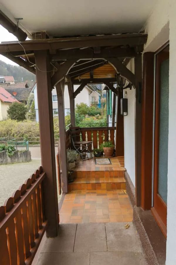 Immobilie in Gaggenau - Idyllisches Zweifamilienhaus mit Garagen und viel Nutzfläche in Gaggenau-Michelbach

 - Bild 4