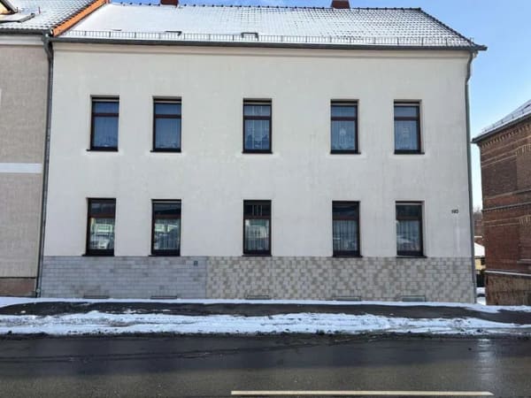 Immobilie in Werdau - 
Moderne Wohnung in Werdau mit Tageslichtbad in zentraler Lage

 - Bild 1