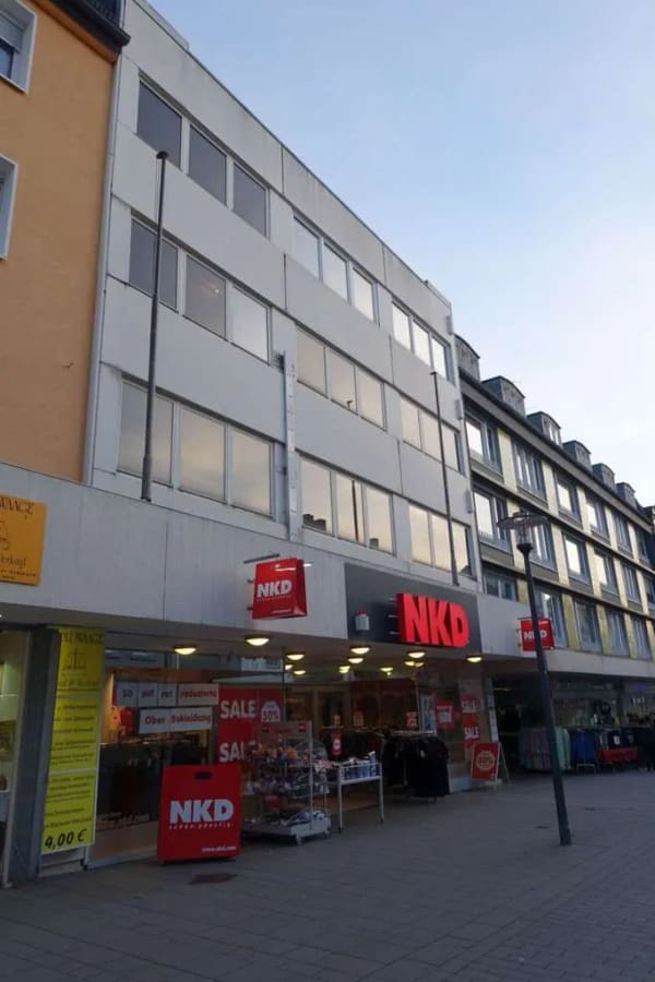 Immobilie in Hattingen - * Einmaliges Angebot * helle 5-Zi-Etagenwohnung (140 m²) im 1. OG der Hattinger FGZ * Dachterrasse * - Bild 1
