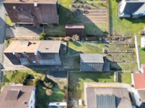 Immobilie in Partenstein - Großzügiges Einfamilienhaus mit vielseitigem Raumangebot und Garten - Bild 3