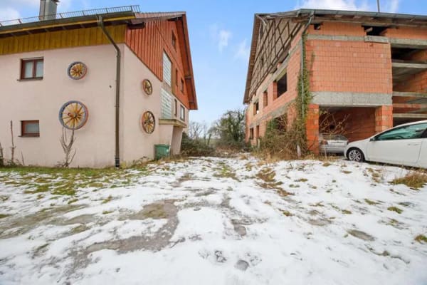Immobilie in Calw - Ihr neues Projekt: Zwei- bis Dreifamilienhaus mit nebenstehendem Rohbau und riesigem Grundstück! - Bild 3