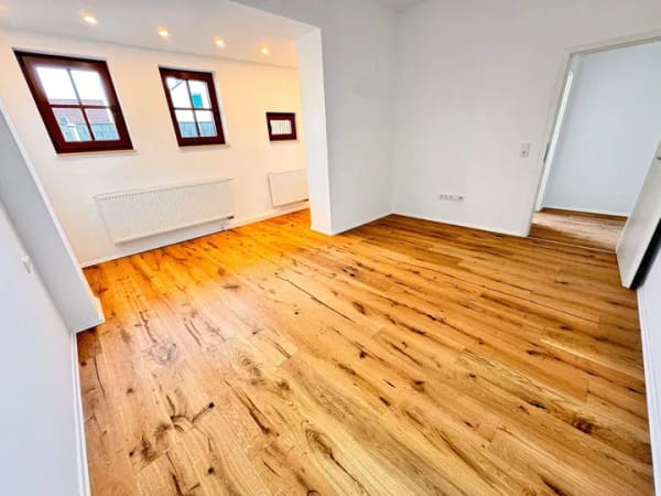 Immobilie in Heßdorf - Provisionsfrei - Renovierte 3 Zimmer Wohnung mit Stellplatz in Heßdorf - Bild 1