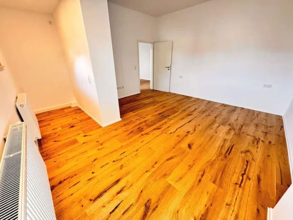 Immobilie in Heßdorf - Provisionsfrei - Renovierte 3 Zimmer Wohnung mit Stellplatz in Heßdorf - Bild 2