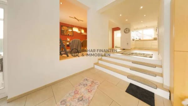 Immobilie in Zangberg - 208m² Familienhaus mit großem Garten & moderner Sanierung – Nähe Mühldorf - Bild 3