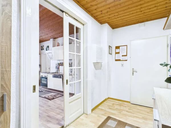 Immobilie in Hagermarsch - Wohnen am Feldrand – Historische Erdgeschosswohnung mit individuellem Gestaltungspotenzial in Hagerm - Bild 2