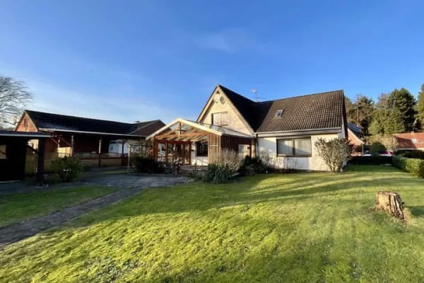 Immobilie in Schiffdorf - Familienhaus mit großem Garten in ruhiger Lage - Bild 2