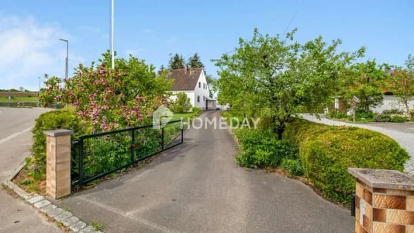 Immobilie in Aindling - Gemütliches  EFH mit schönem Garten und großem Grundstück - Bild 0