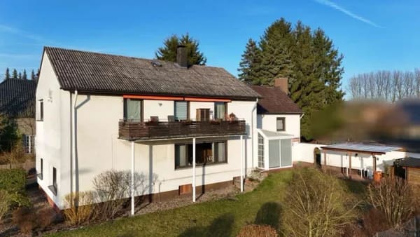 Immobilie in Lage - Zweifamilienhaus mit Einliegerwohnung in Lage - Bild 1