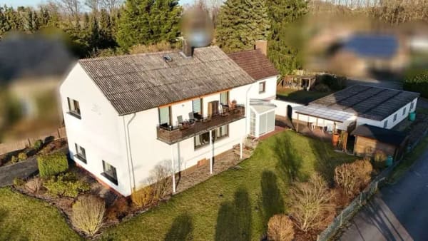 Immobilie in Lage - Zweifamilienhaus mit Einliegerwohnung in Lage - Bild 2