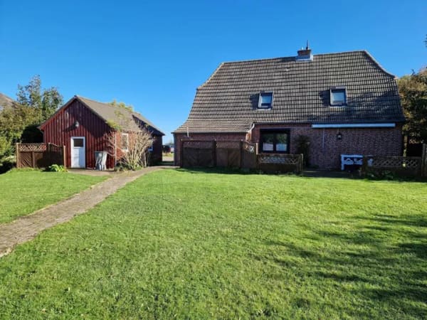 Immobilie in Nordstrand - Schönes Haus mit Dachgeschossstudio und großem Garten in Nordseenähe - Bild 4