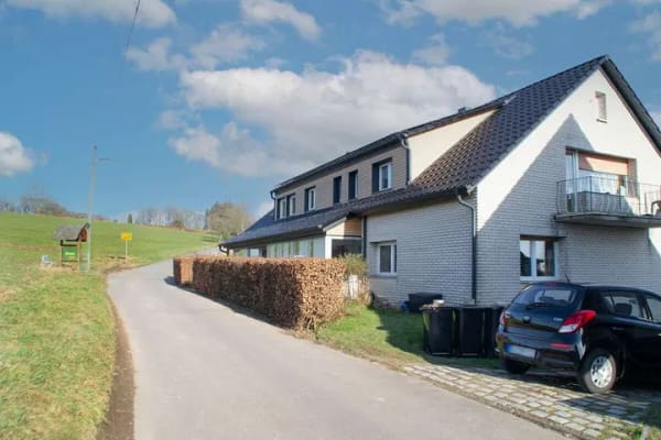 Immobilie in Hückeswagen - wunderschön gelegenes Mehrfamilienhaus mit vielen Nutzungsmöglichkeiten in Hückeswagen/ Schückhausen - Bild 2