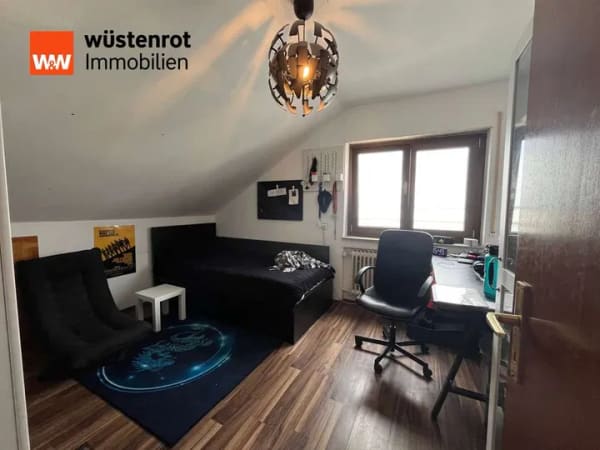 Immobilie in Gammelshausen - Attraktive Kapitalanlage in Gammelshausen – Großzügiges Mehrfamilienhaus mit 4 Wohneinheiten - Bild 2
