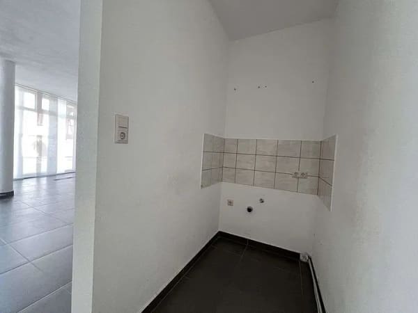 Immobilie in Alsenz - Attraktives Mehrfamilienhaus mit 2 Wohneinheiten und Gewerbeeinheit in zentraler Lage von Alsenz - Bild 2