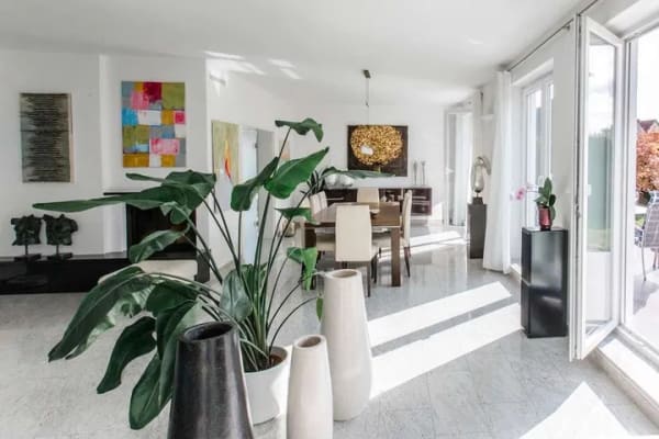 Immobilie in Hebertshausen - Exklusives Einfamilienhaus mit Wellnessbereich in ruhiger Lage bei München - Bild 3