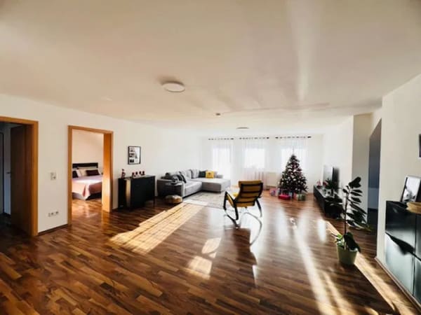 Immobilie in Rednitzhembach - Attraktive 3 Zimmer Wohnung mit 2 Balkonen, PKW-Stellplatz in hochwertigem Zweifamilienhaus in ruhiger Lage bei Schwabach zu verkaufen. - Bild 3