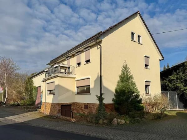 Immobilie in Hattert - ***Reduziert***Bauernhaus als Hofstätte mit Nebengebäuden in unmittelbarer Nähe zu Hachenburg! - Bild 1