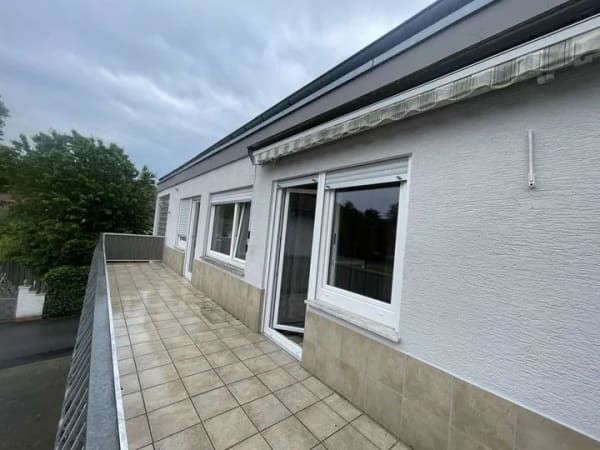 Immobilie in Ober-Ramstadt - Wohnen und Arbeiten!
Helle 4-Zimmer-Wohnung mit Ladengeschäft in Nieder-Modau - Bild 4