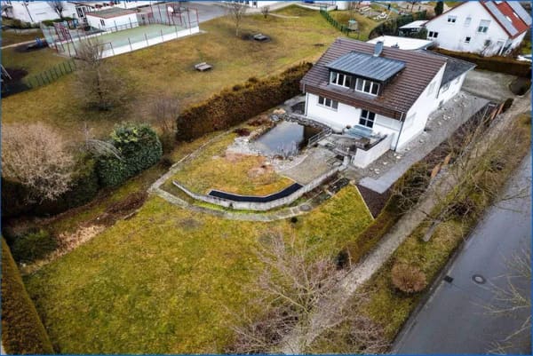 Immobilie in Orsingen-Nenzingen - Nenzingen: Großz.u. attrakt. Einfamilienhaus m. großem Grundstück (1480 qm), inkl. Baugrundstück! - Bild 1