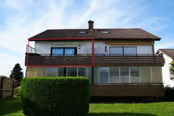 Immobilie in Dobel - Solide Kapitalanlage im Schwarzwald - vermietete 2-Zimmer-Wohnung mit Süd-Balkon und Garage in Dobel - Bild 1