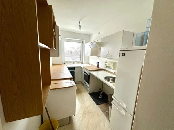 Immobilie in Oberschleißheim - Sofort einziehen: Helle 2,5-Zimmer-Wohnung mit Balkon & Keller in Oberschleißheim - Bild 3