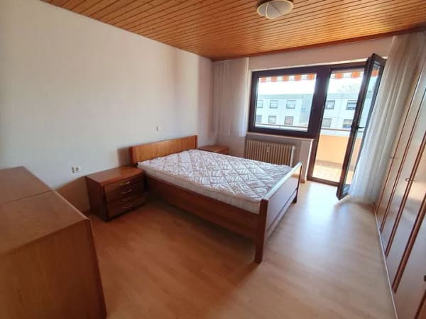 Immobilie in Markgröningen - ++ Bezugsfreie Familienwohnung im mit Sonnen-Balkon, Garage, EBK, ab 20.08.2026 frei - Bild 4
