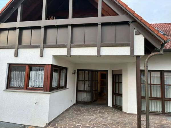 Immobilie in Bönnigheim - Geräumiges Zweifamilien-Haus in Bönnigheim - Bild 2
