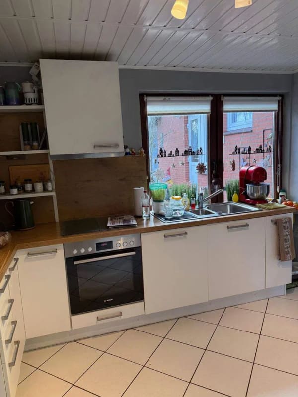 Immobilie in Hennstedt - Hennstedt: zwei Häuser mit insgesamt 9 Zimmern auf einem Grundstück (732m²) in zentraler Lage - Bild 3