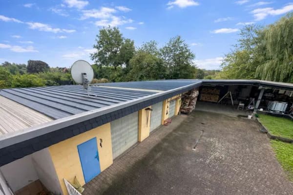 Immobilie in Wadgassen - Attraktives freistehendes Mehrfamilienhaus mit 5 Wohneinheiten und großzügigen Lagerflächen - Bild 2