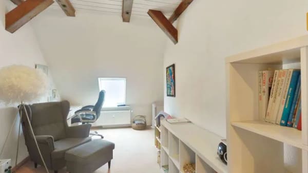 Immobilie in Adenbüttel - Fachwerkhaus mit Gartennutzung, Balkon und Garage 
 - Bild 2